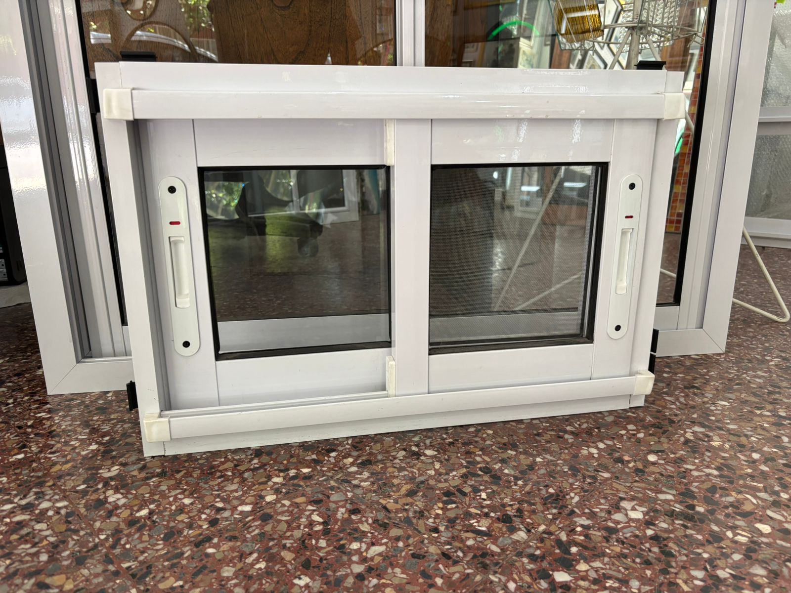 Ventana Corrediza Módena Aluar 600x400 mm 2 Hojas